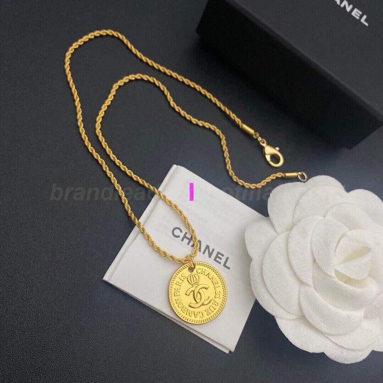 Chanel Necklaces 435